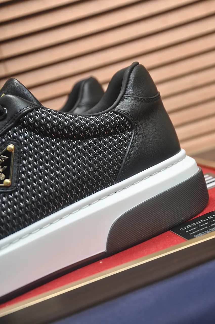 Men's shoes 💰580💶【PRADA】Top original, new season, high quality original goods, top imported calfskin with original imported glue, imported cowhide inside with original cowhide feet, original outsole! Quality guaranteed! Code 38-45 (45 customized)
